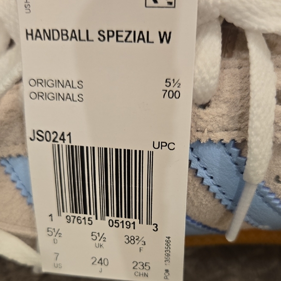 Adidas Handball Spezial Cream and Light Blue Sneakers Size 7 NWT - Picture 6 of 6